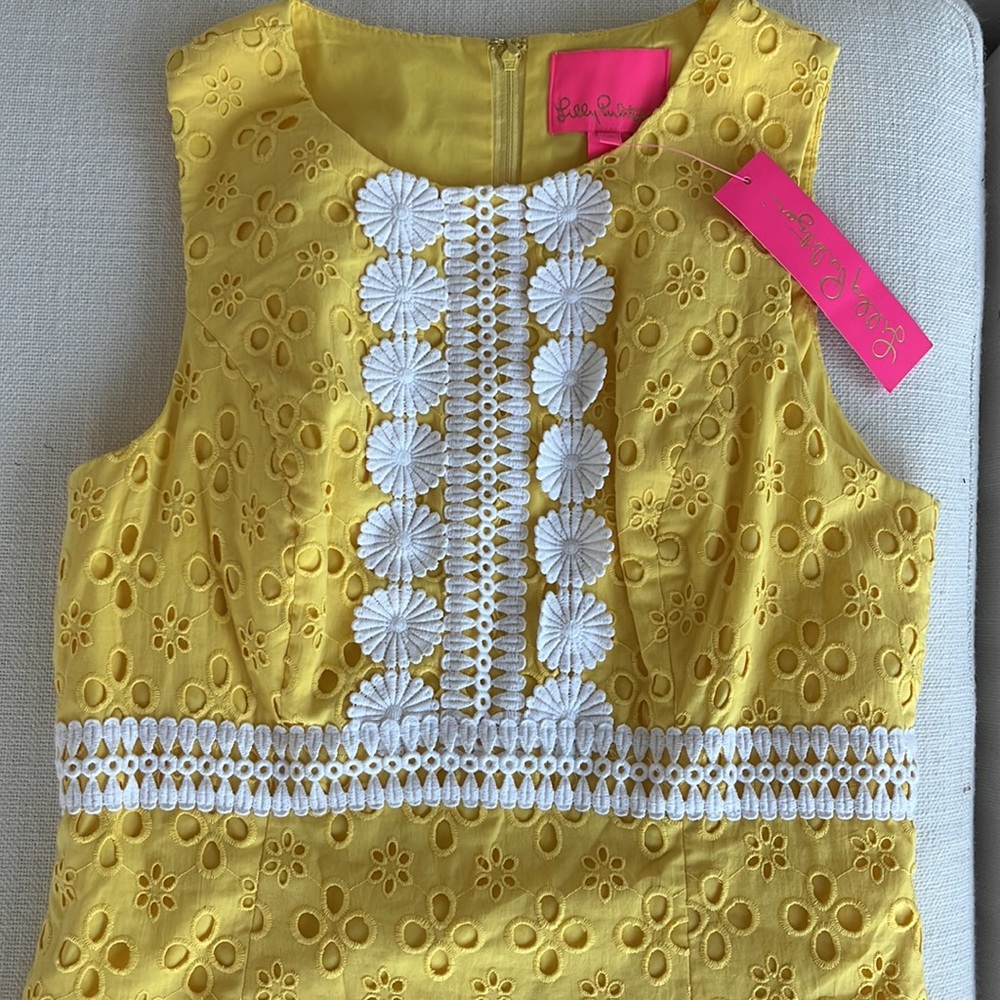 Lilly Pulitzer RAILEE SHIFT DRESS St Tropez Yellow Floral Cross EYELET - Picture 2 of 4